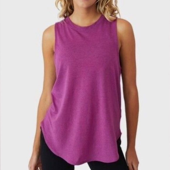 Cotton On Active Curve Hem Tank - Picture 3 of 5